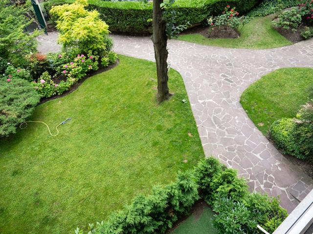 NEUILLY SUR SEINE LOUISE MICHEL