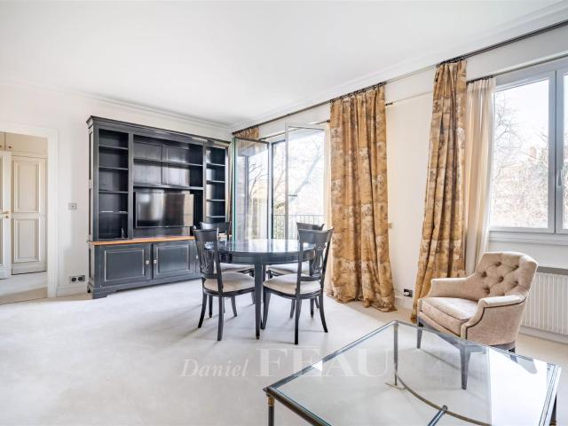 Neuilly Saussaye/Perronet Deux pièces 47m² Neuilly sur Seine
