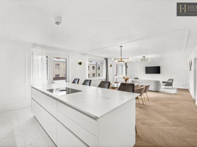 Neuinterpretiertes Wohnen – komplett sanierte 3 Zimmer Designwohnung mit ruhigem Grünblick