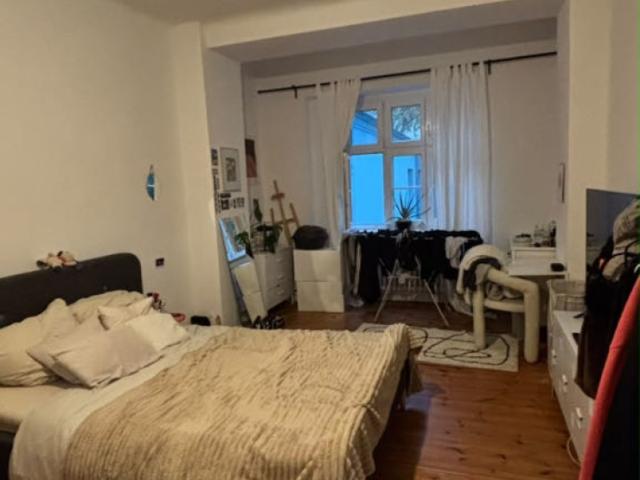Neukölln 2 Zimmer Wohnung oder einzelne Zimmer für November zu vermieten