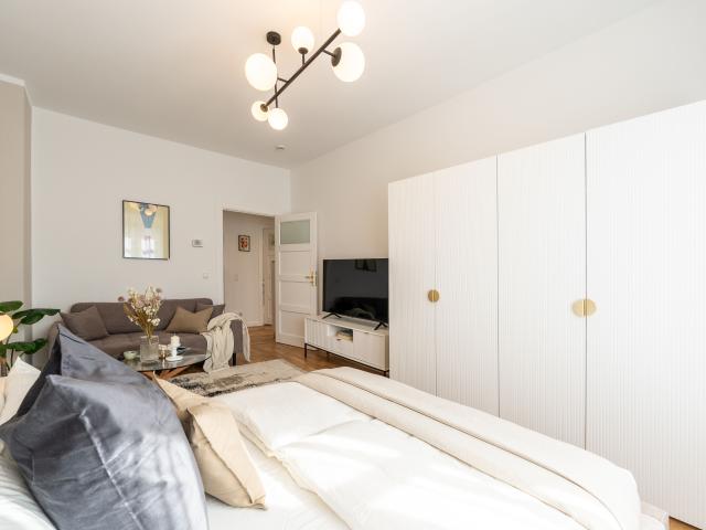 Neukölln's Latest Lifestyle 2 bedrooms Apartment