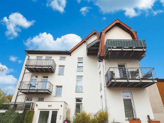 Neupreis: Dachgeschosstraum mit 117 m² – großzügig wohnen in ruhiger Lage Berlin