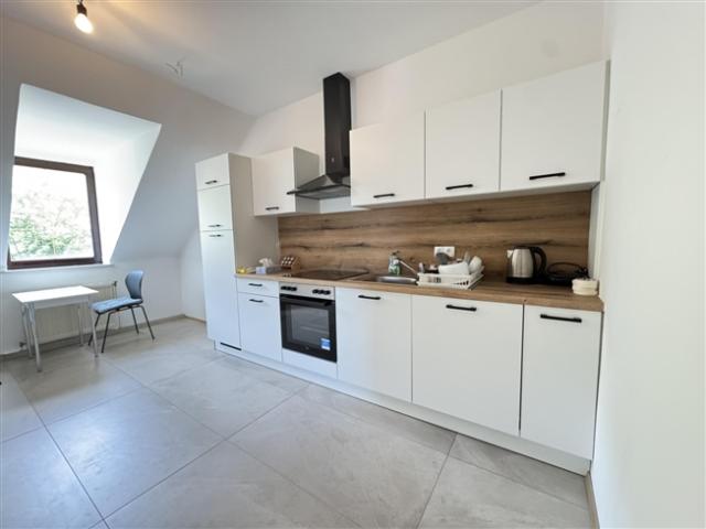 Neusanierte 2 Zimmer Mietwohnung |