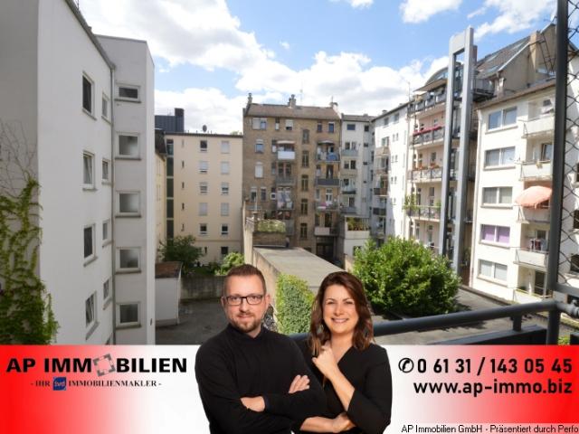 NEUSTADT Der Klassiker: 2 Zimmer, Küche, Bad, Balkon