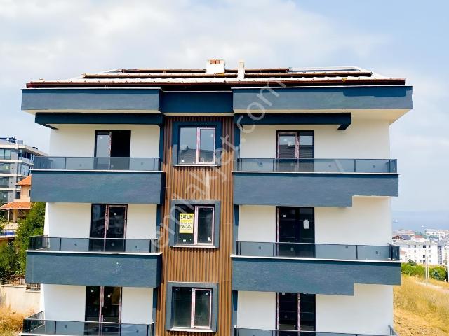 Neva İnşaat'tan Emsalsiz Deniz Manzaralı Leb i Derya Ara Kat 3+1