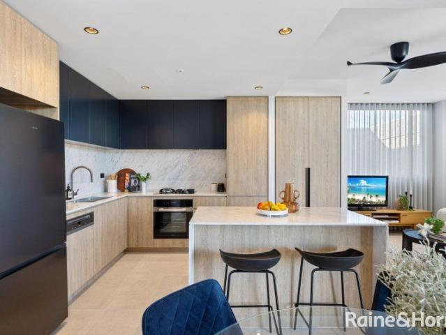 Never Lived In | Stylishly Upgraded Sunlit Apartment