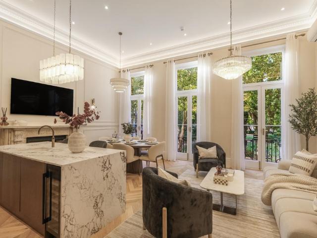 Nevern Square, SW5 2 bed flat to rent £7,748 pcm £1,788 pw