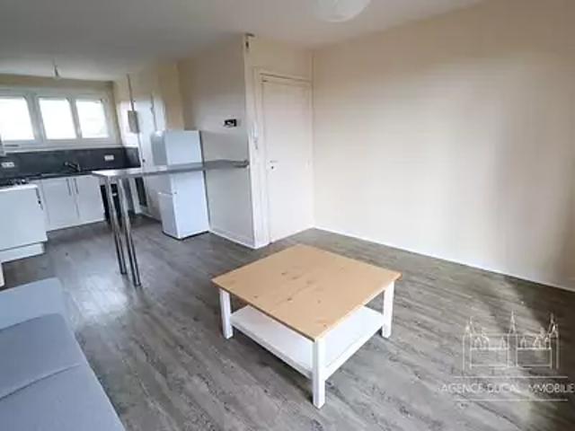 Nevers 58000 Achat / Vente appartement 3 pièces t3 au dernier étage