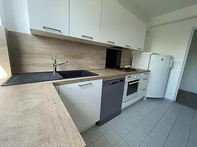 Nevers 58000 Achat / Vente appartement 3 pièces t3 au dernier étage