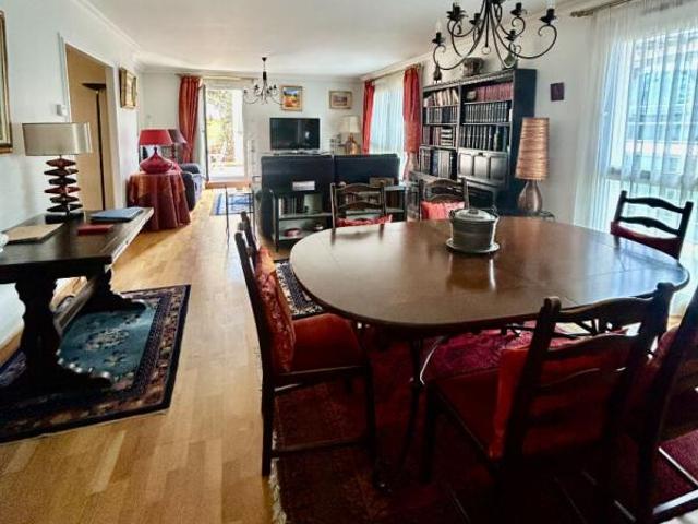 Nevers Très Bel Appartement 162.69 m2