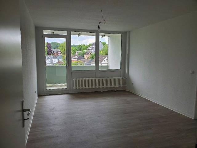 Neviges: Frisch renov. 3 Zi Whg. mit Balkon