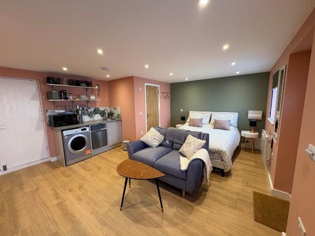 Nevil Road, Bishopston, Bristol BS7, Studio to rent, £1,500 pcm | PrimeLocation