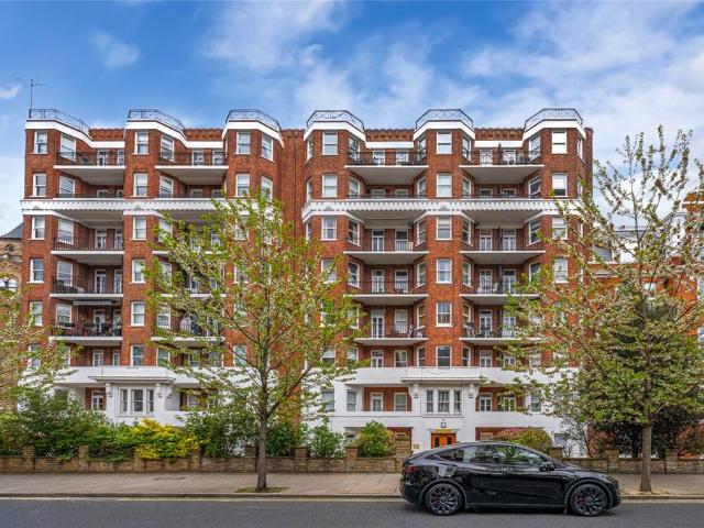 Neville Court, Abbey Road, St John's. 2 bed apartment to rent £3,300 pcm £762 pw