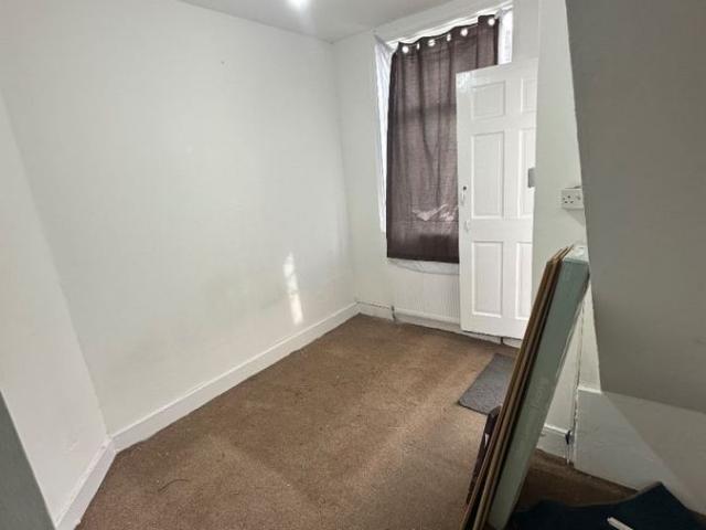 Neville Road, London E7, 3 bed shared accommodation to rent, £600 pcm | PrimeLocation