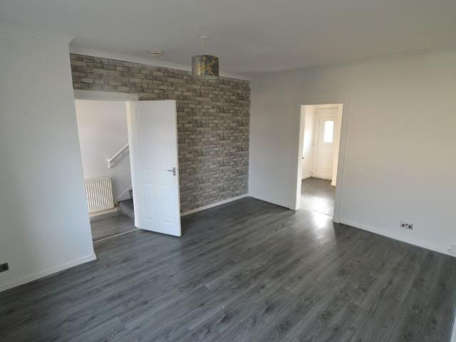 Nevison Street, Larkhall ML9, 2 bed semi detached house to rent, £710 pcm | PrimeLocation