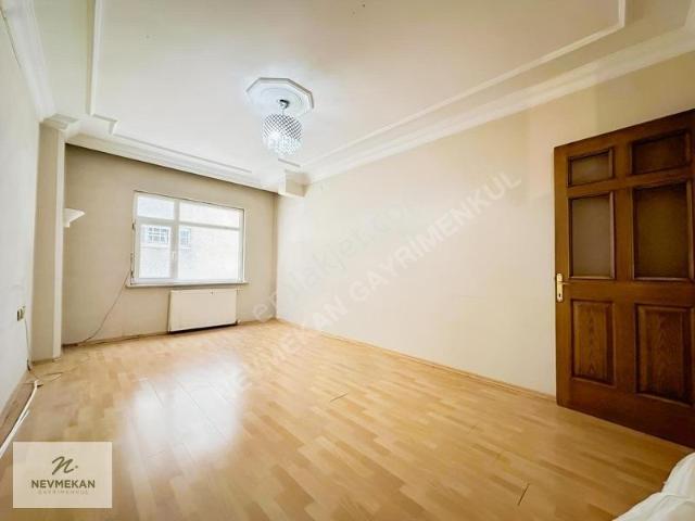 Nevmekan'dan Menderes Mah Asansörlü Kiralık 3+1 Geniş Daire