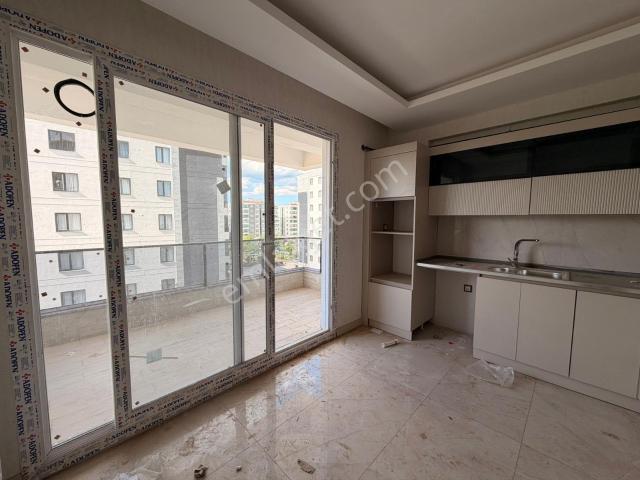 Nevroz Park Civarı Satılık Sıfır 2+1 Daire