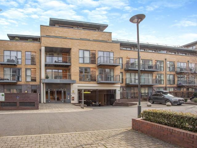 Newton Court, Kingsley Walk, Cambridge CB5, 1 bed flat to rent, £1,695 pcm | PrimeLocation