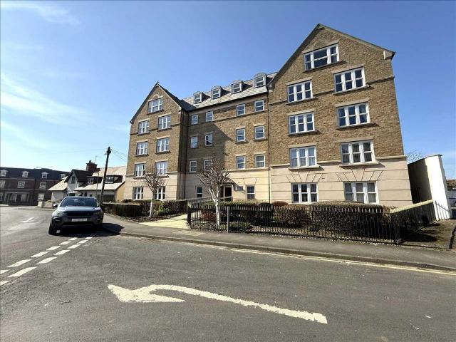 Newton Court, YO14 2 bed flat to rent £700 pcm £162 pw