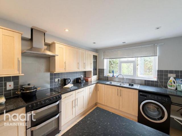 Newton Croft, Sudbury 3 bed terraced house to rent £1,300 pcm £300 pw