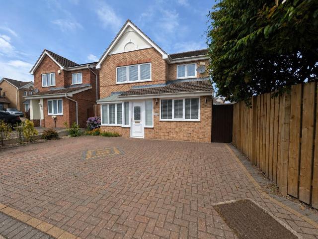 Newton Gardens, Chapeltown 5 bed detached house to rent £1,900 pcm £438 pw