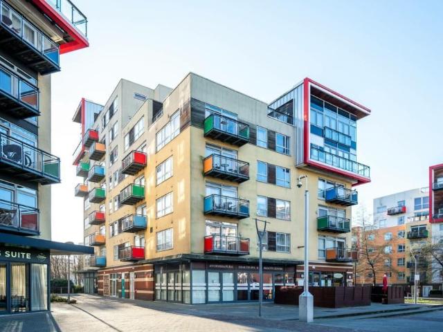 Newton Lodge, West Parkside, Greenwich, Greenwich Millenium Village, London SE10, 2 bed flat to rent, £2,340 pcm | PrimeLocation
