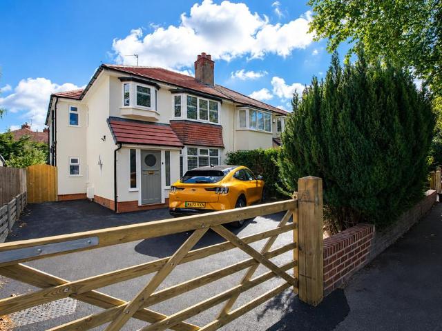 Newton Lane, Chester, Chester 4 bed semi detached house to rent £2,350 pcm £542 pw