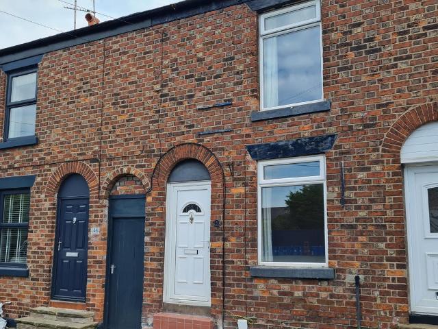 Newton Street, Macclesfield SK11 2 bed terraced house to rent £900 pcm £208 pw