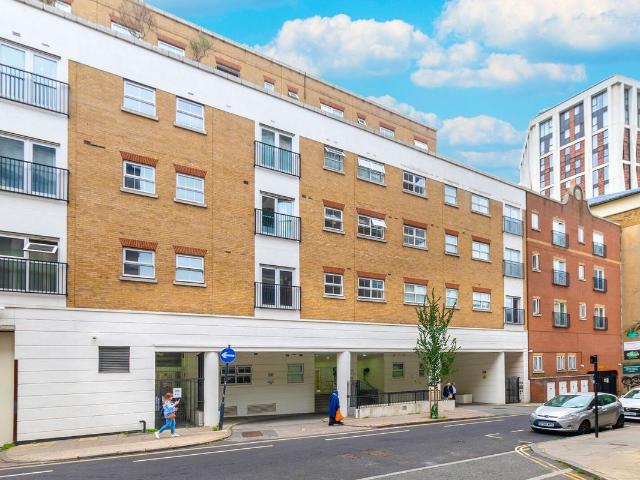 Newton Street, Covent Garden, London WC2B, 2 bed flat to rent, £4,117 pcm | PrimeLocation