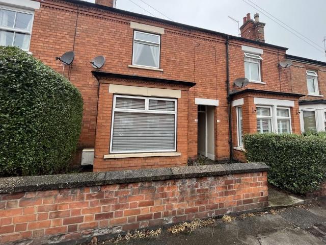 Newton Street, 3 bed terraced house to rent £875 pcm £202 pw