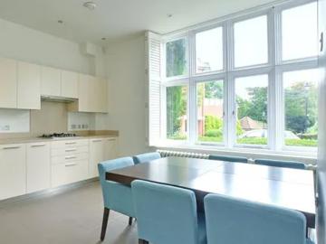 Newton Park Place, London, BR7 5EF, United Kingdom | 3 bed apartment for rent #106828131 | Rentberry