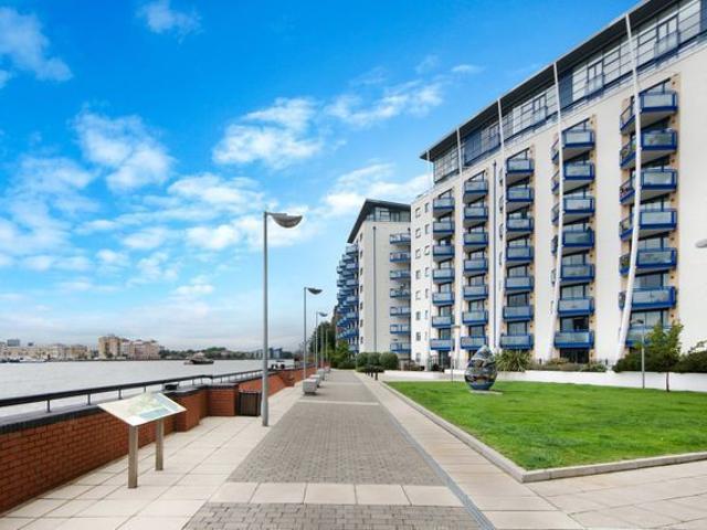 Newton Place, Nova Building, Canary Wharf, Isle Of Dogs E14, 3 bed flat to rent, £2,700 pcm | PrimeLocation