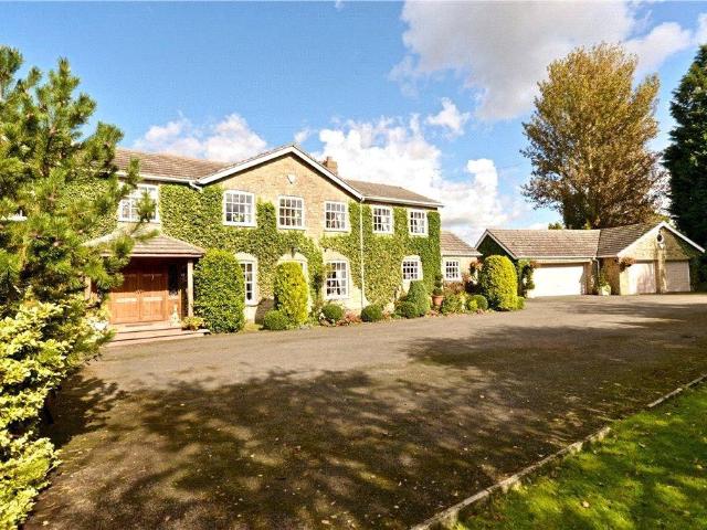 Newton Road, Emberton, Olney, MK46 5 bed detached house to rent £3,500 pcm £808 pw