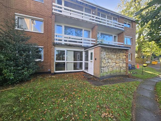 Newton Road, Great Barr, Birmingham B43, 2 bed flat to rent, £1,295 pcm | PrimeLocation