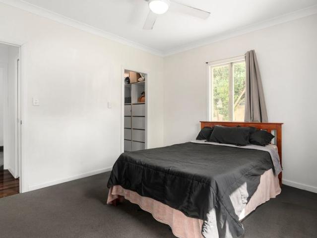 NEWTOWN CONVENIENT POSITION
