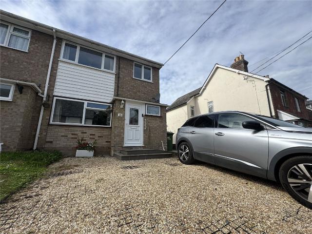 Newtown Road, Liphook, Hampshire GU30, 3 bed end terrace house to rent, £1,800 pcm | PrimeLocation