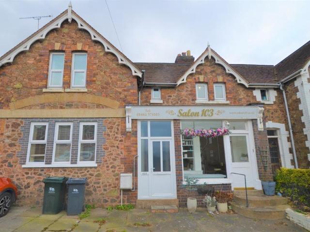 Newtown Road, Malvern. 2 bed flat to rent £950 pcm £219 pw