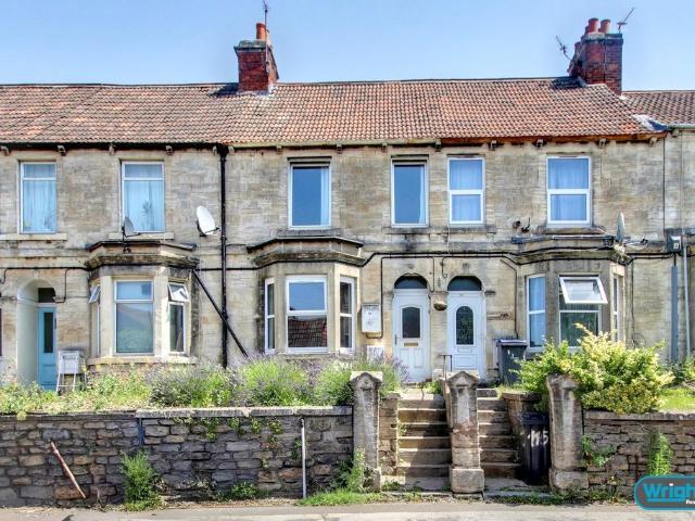 Newtown, Trowbridge BA14, 1 bed flat to rent, £800 pcm | PrimeLocation