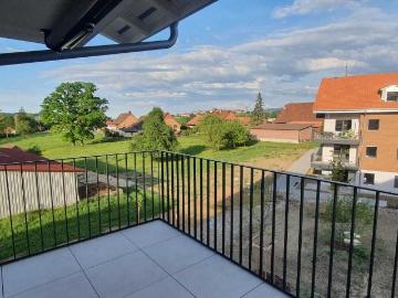 New 3.5 room apartment with large balcony