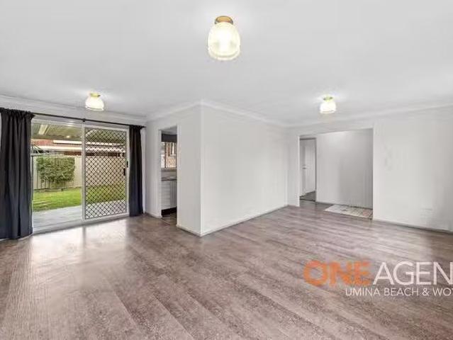 Just in! 3 Amaroo Close, Blue Haven, NSW 2262