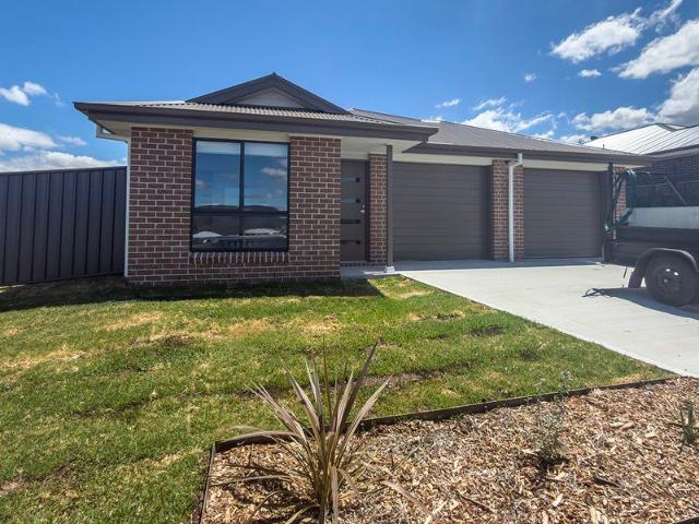 NEW 3 Bedroom Duplex Kootingal