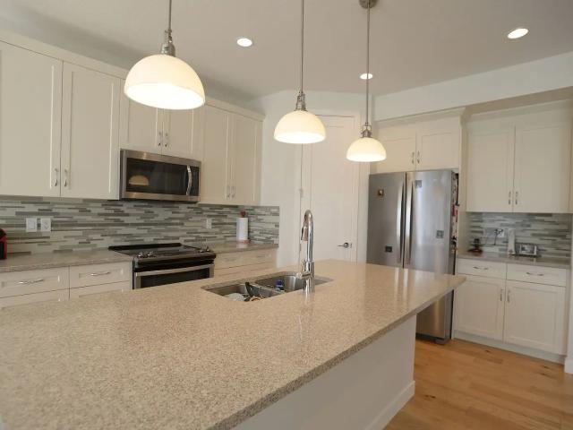 New 3 bedroom House for rent with school nearby