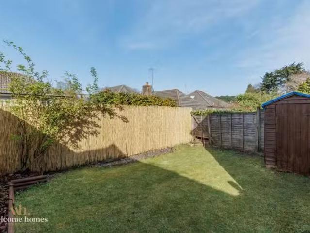 For Rent! 3 bedroom semi detached house for rent in Gordon Roa.
