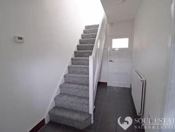Rental! 3 bedroom semi detached house for rent in Quinton Road.