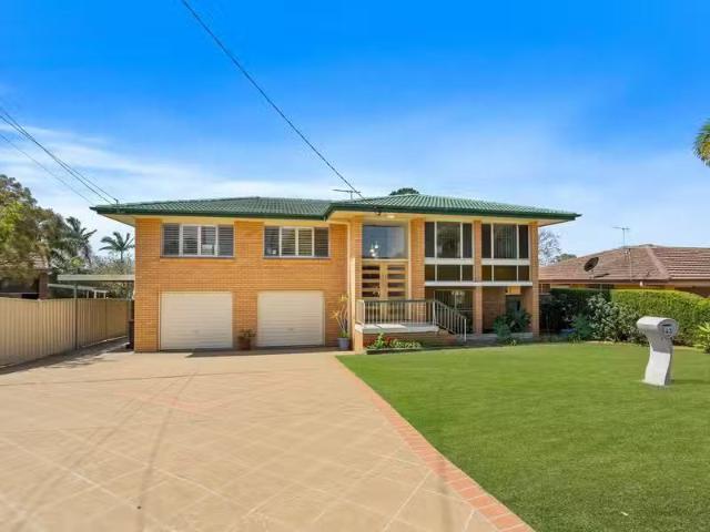 Just in! 3 BR 43 Cavanaugh Street, WYNNUM WEST, QLD 4178 Hou.