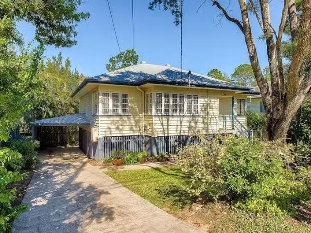 Rental! 3 BR 40 Armfield Street, Stafford, QLD 4053