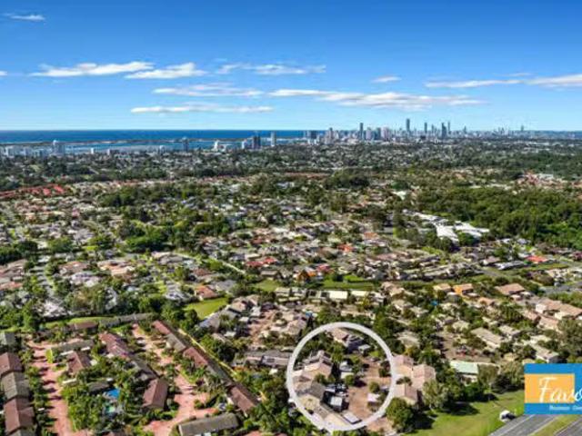 Cheap 3 BR 41/63 Olsen Avenue, Labrador, QLD 4215