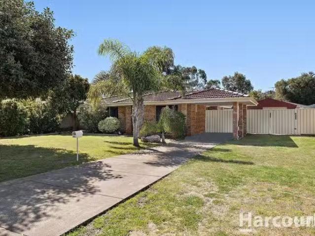 Just in! 3 BR 41 Marungi Way, GREENFIELDS, WA 6210 House for.