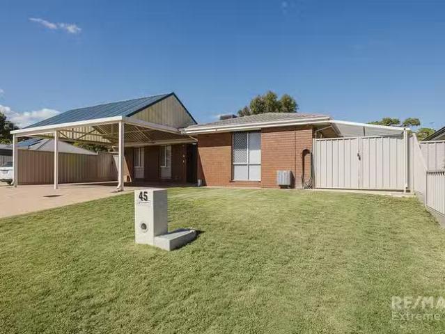 For Rent! 3 BR 45 Coolabah Way, Forrestfield, WA 6058