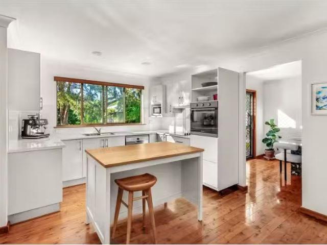 Charming 3 BR 50 Elizabeth Street, Dudley House for rent List.